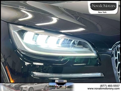 Used 2022 Lincoln Aviator AWD w/ Premium Package image 10