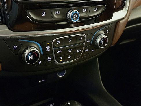 Used 2018 Chevrolet Traverse High Country w/ LPO, 'HIT The Road' Package image 18