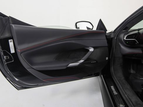 Certified 2025 Ferrari 296 GTS RWD image 33