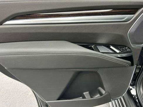 New 2026 Cadillac Escalade Luxury w/ Touring Package image 17