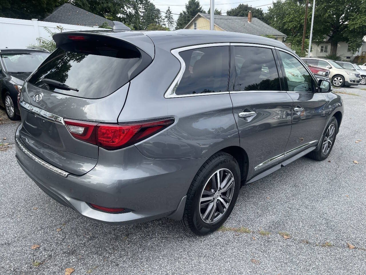 Used 2019 INFINITI QX60 Luxe w/ Essential Package AWD/4WD image 6