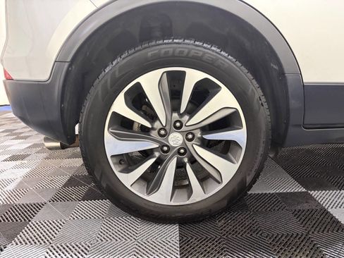 Used 2018 Buick Encore Essence image 25