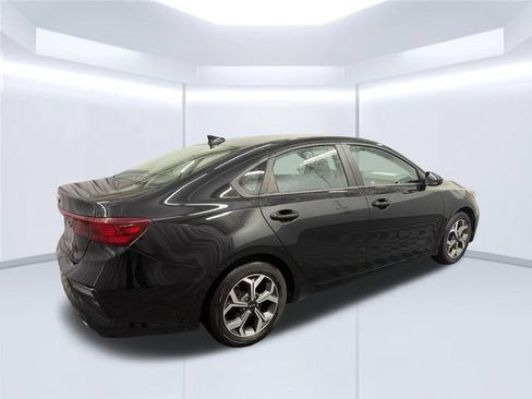Used 2021 Kia Forte LXS FWD image 5