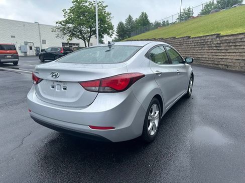 Used 2016 Hyundai Elantra Value Edition FWD image 9