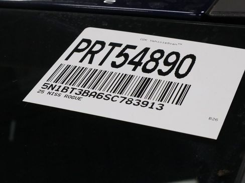 Certified 2025 Nissan Rogue SV image 35