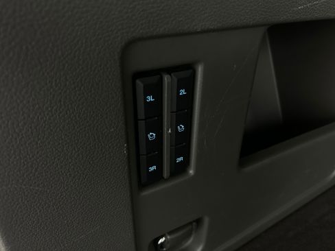 Used 2020 Ford Expedition Limited AWD/4WD image 35