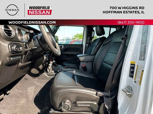 Used 2023 Jeep Wrangler Unlimited Sahara w/ Cold Weather Group AWD/4WD image 25