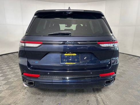 Used 2023 Jeep Grand Cherokee 30th Anniversary image 4