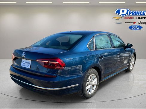Used 2018 Volkswagen Passat 2.0T S image 7