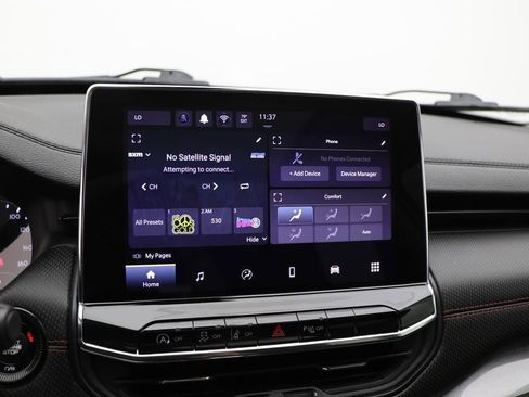 Used 2022 Jeep Compass Trailhawk w/ Sun and Sound Group image 18