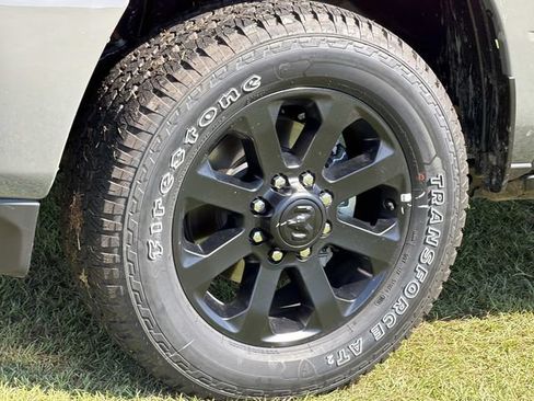 New 2026 RAM 2500 Laramie AWD/4WD image 19