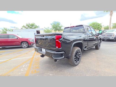 New 2026 Chevrolet Silverado 2500 High Country w/ Midnight Edition AWD/4WD image 20