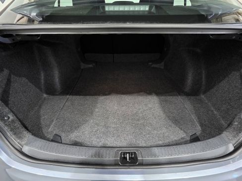 Used 2025 Toyota Corolla LE image 21