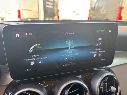 Certified 2022 Mercedes-Benz GLC 300 image 20