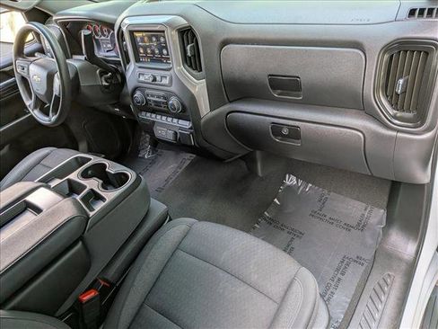 Used 2022 Chevrolet Silverado 1500 Custom image 21