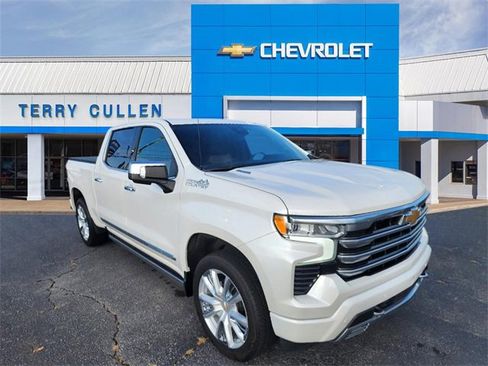 Used 2024 Chevrolet Silverado 1500 High Country w/ Technology Package image 1