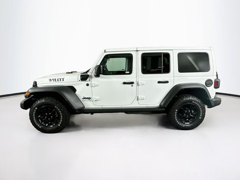Used 2023 Jeep Wrangler Unlimited w/ Cold Weather Group AWD/4WD image 4