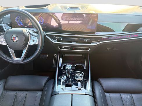 Used 2023 BMW ALPINA XB7 image 21
