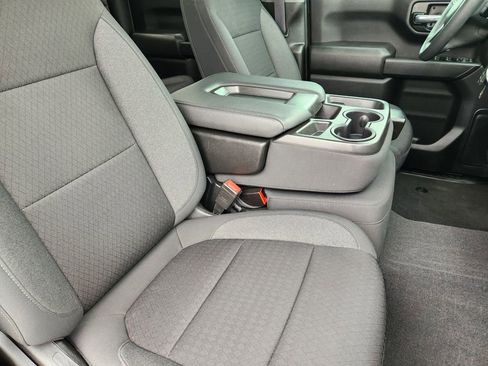 Used 2022 Chevrolet Silverado 1500 Custom w/ Safety Confidence Package image 21