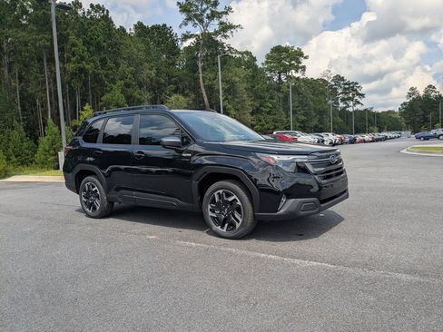New 2026 Subaru Forester Premium AWD/4WD image 2