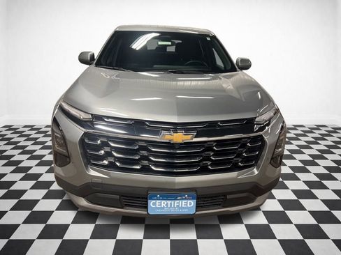 Certified 2025 Chevrolet Equinox LT image 2