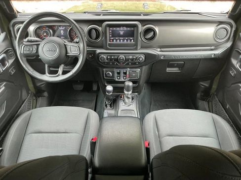 Used 2022 Jeep Wrangler Sport image 13