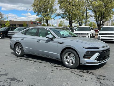 New 2026 Hyundai Sonata SE FWD image 5
