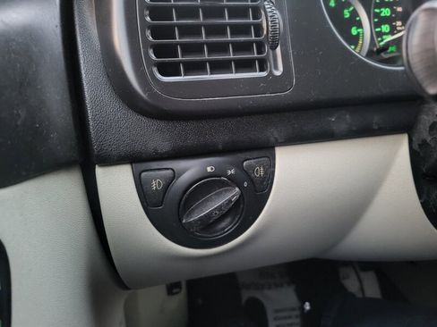 Used 2004 Saab 9-3 Arc FWD image 18