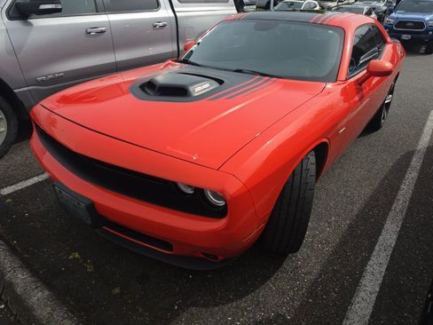 Used 2016 Dodge Challenger R/T Plus image 2