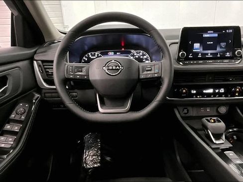 New 2026 Nissan Rogue Dark Armor FWD image 20