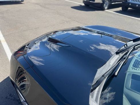 Used 2016 Chevrolet Camaro SS RWD image 11