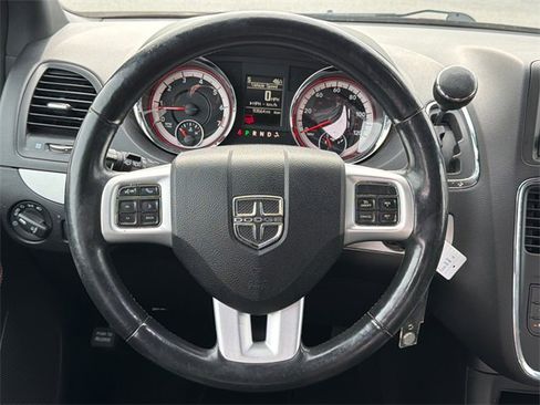 Used 2018 Dodge Grand Caravan GT image 22