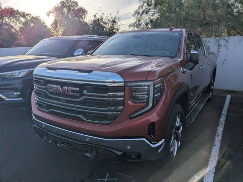 Used 2023 GMC Sierra 1500 SLT w/ SLT Premium Plus Package image 2