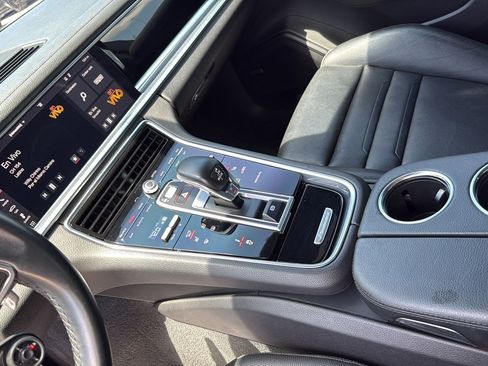 Used 2019 Porsche Panamera 4 AWD/4WD image 20
