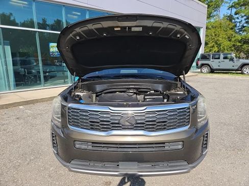Used 2020 Kia Telluride S FWD image 13