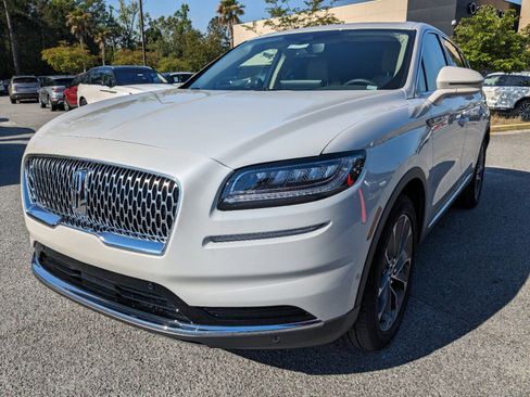 Certified 2023 Lincoln Nautilus Reserve w/ Equipment Group 201A image 9