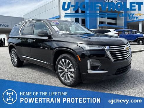 Used 2023 Chevrolet Traverse Premier FWD image 1