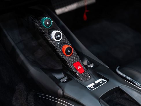 Certified 2022 Ferrari 812 GTS image 38