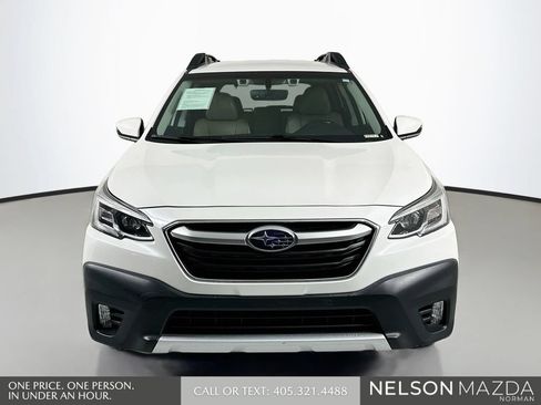Used 2022 Subaru Outback Limited AWD/4WD image 2