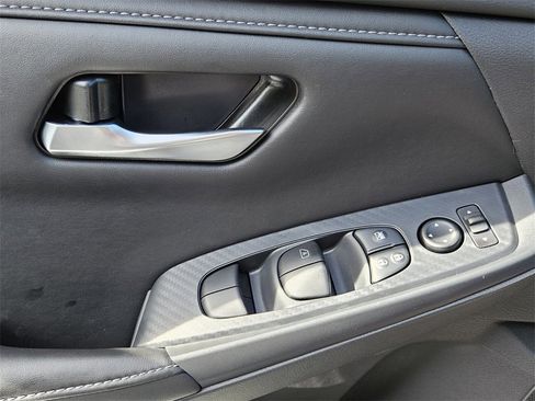 New 2025 Nissan Sentra SV w/ All-Weather Package image 31