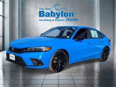 Used 2023 Honda Civic Sport image 1