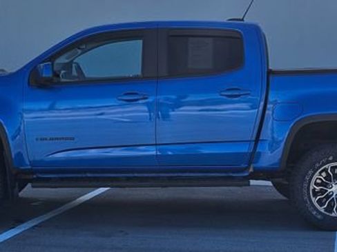 Used 2022 Chevrolet Colorado ZR2 AWD/4WD image 2