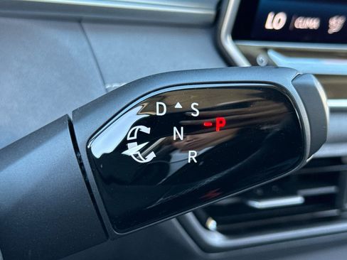 New 2026 Volkswagen Tiguan SE AWD/4WD image 21