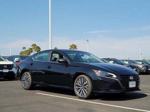 New 2026 Nissan Altima 2.5 SV AWD/4WD image 20