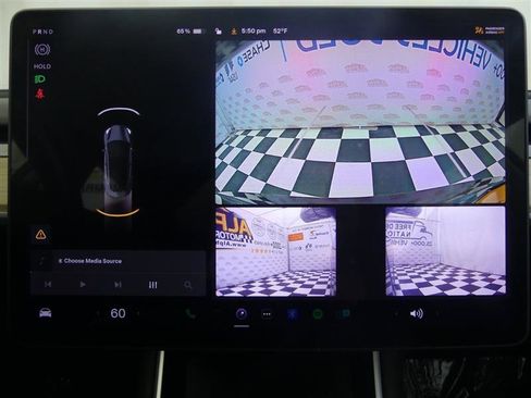 Used 2018 Tesla Model 3 Mid Range image 11