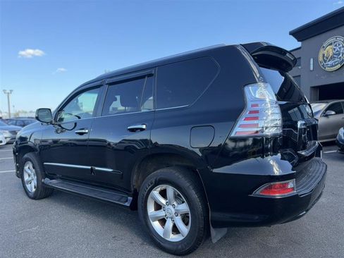 Used 2015 Lexus GX 460 w/ Navigation Package AWD/4WD image 4