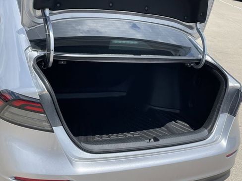 Used 2025 Honda Accord SE image 27