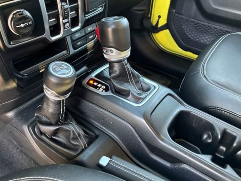 Used 2023 Jeep Wrangler Unlimited Sahara w/ Cold Weather Group image 25