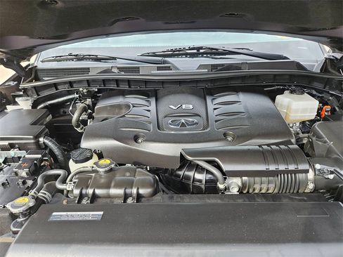 Used 2024 INFINITI QX80 Luxe image 24