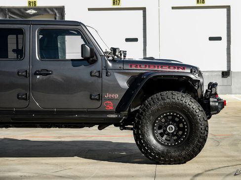 Used 2020 Jeep Gladiator Rubicon image 19
